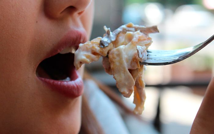 Alimentos para implantes dentales